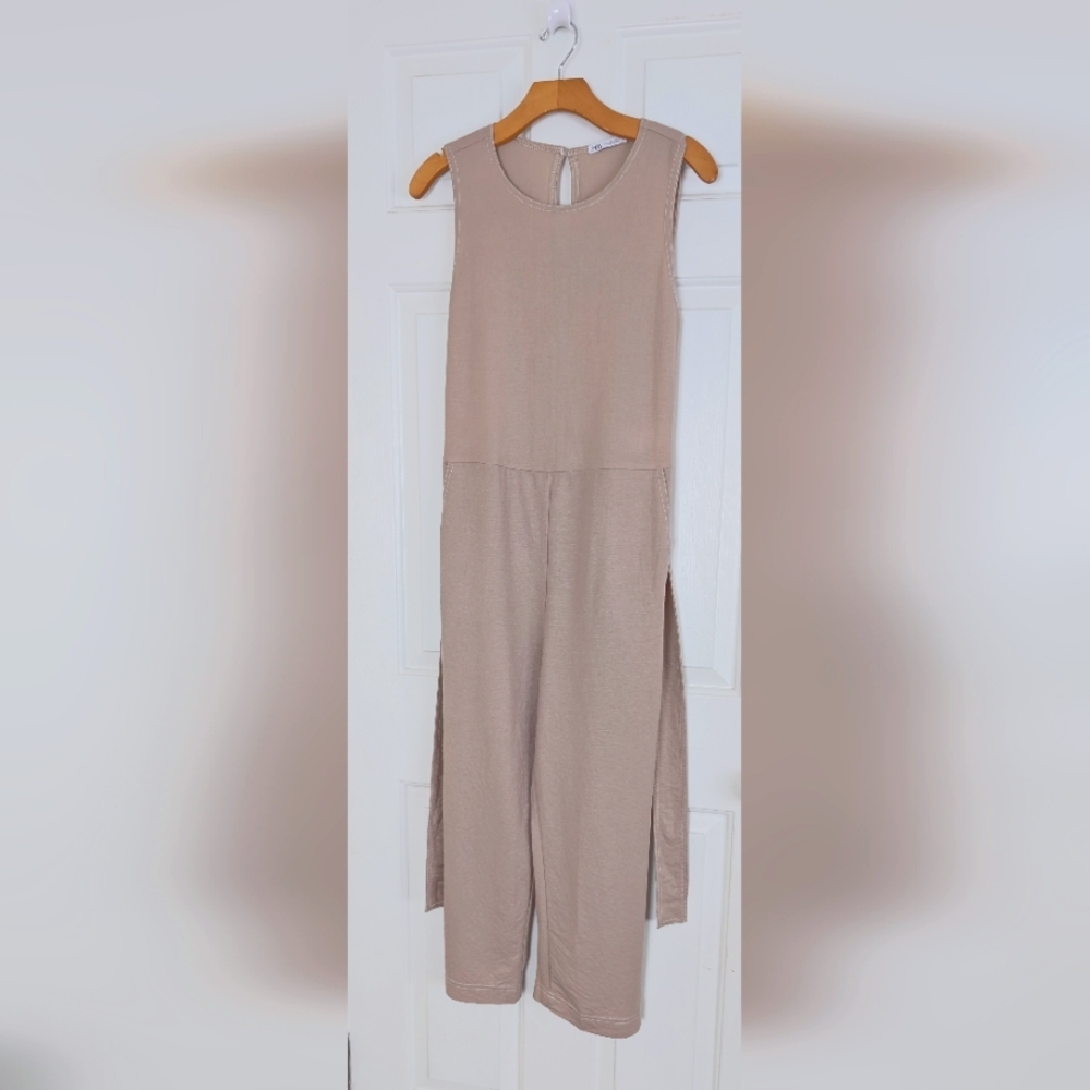 ZARA Sleeveless Jumpsuit With Tie Front - Picture 2 of 11